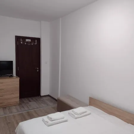 на градина Apartment Chernomorets