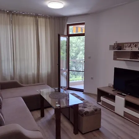 на градина Apartman